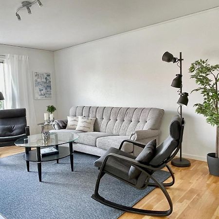 Bjoerkoe, Laegenhet Naera Bad Och Goeteborg Appartement Buitenkant foto