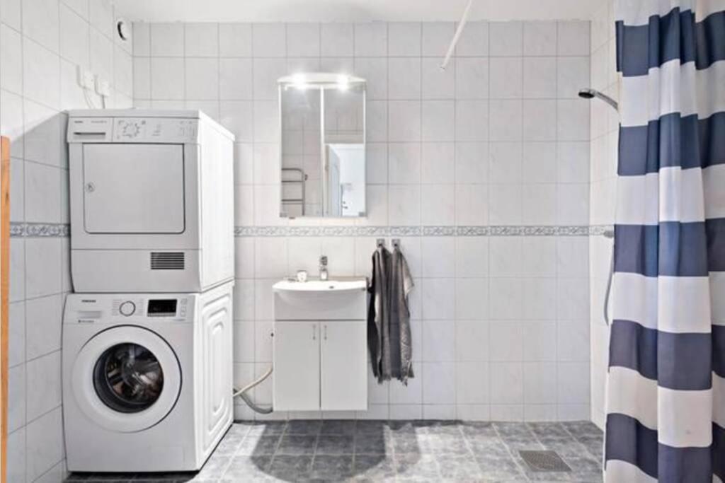 Bjoerkoe, Laegenhet Naera Bad Och Goeteborg Appartement Buitenkant foto
